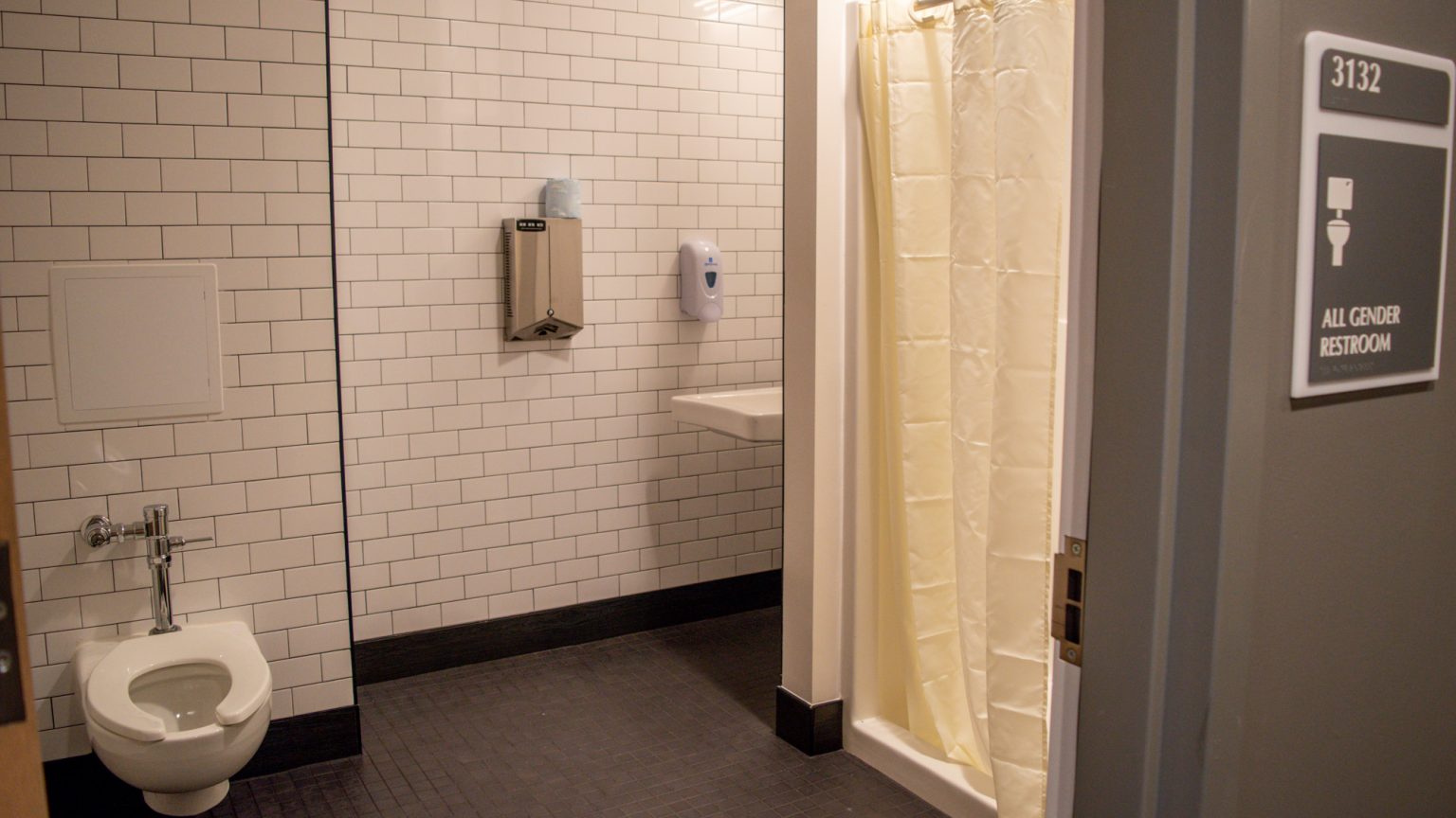 UMD’s newest dorm opens doors for University Honors students, other